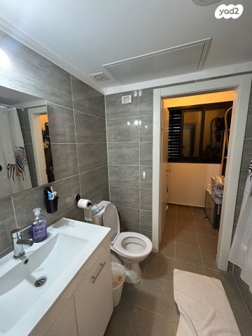 דירה, רועי קליין 6, קרית קריניצי, רמת גן