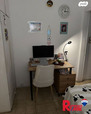 דירה, יחזקאל דנין 5, לב העיר, בת ים