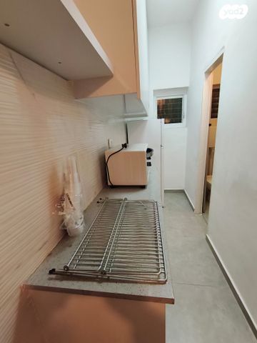 דירה, רמב"ם 24, הגבול רוטשילד, בת ים