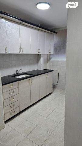 דירה, גבעת אולגה, חדרה