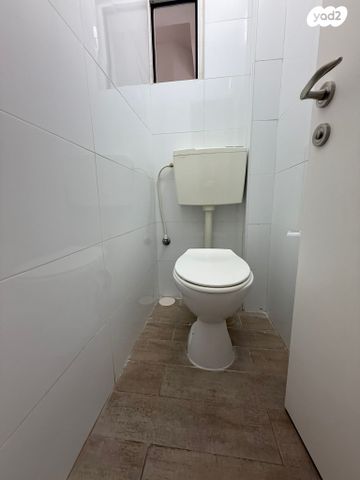 דירה, הרב קוק, רוטשילד עצמאות, בת ים