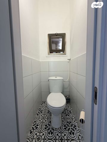 דירת גן, הפלוגות, קרית חיים מזרחית, חיפה