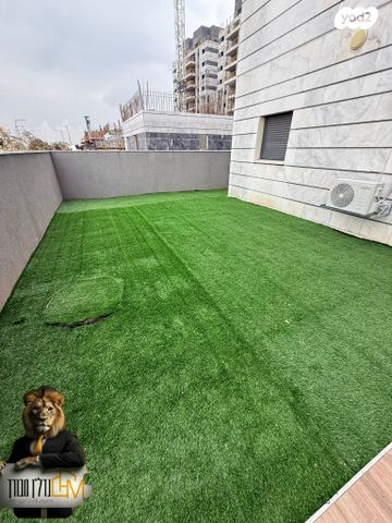 דירת גן, יהדות איטליה, רמת יורם, נתיבות