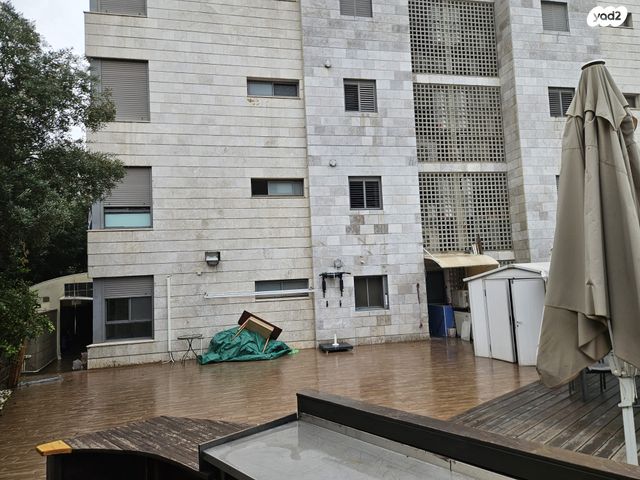 דירת גן, אגמים, נתניה