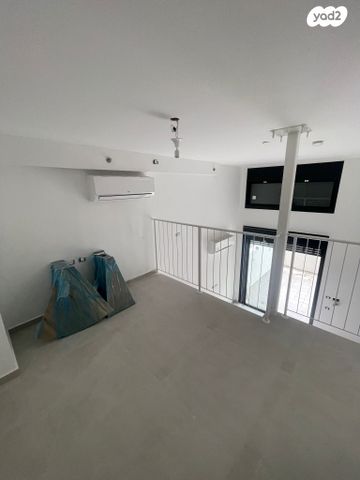 דירת גן, הרב יצחק ידידיה פרנקל, תל אביב יפו