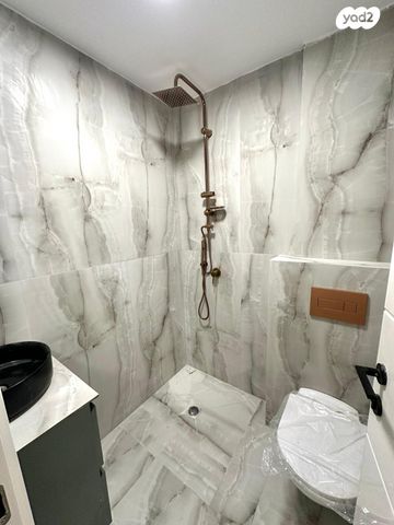 דירה, דב גרונר, קרית וולפסון, עכו