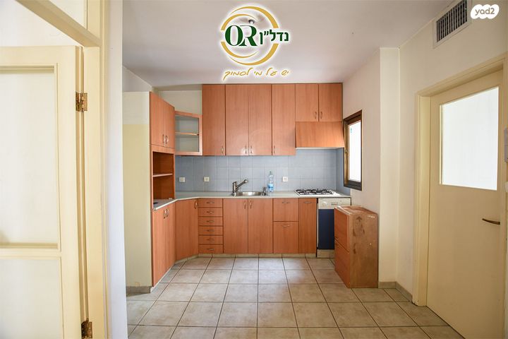 גג/ פנטהאוז, אלון, רמת השרון