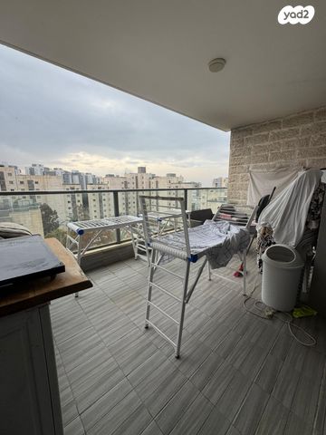 דירה, קטיף, נתיבות מערב, נתיבות