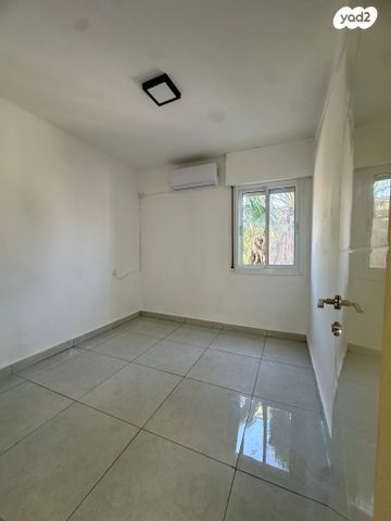 דירה, הגפן, כרמיאל