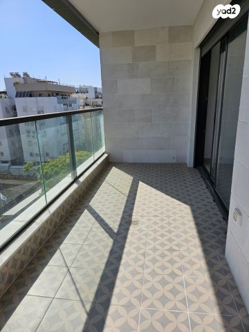 דירה, נווה דוד רמז, רעננה