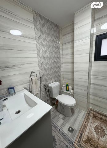 דירה, בן עמי 52, עכו