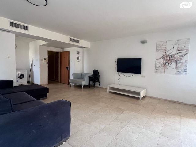 דירה, אבני חן, אילת