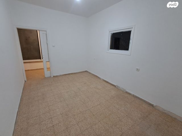 דירה, יהושע חנקין, מרכז, קרית עבודה, חולון