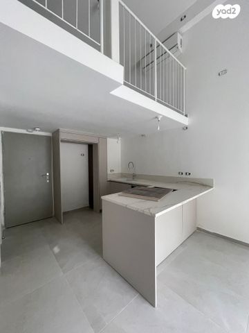 דירת גן, הרב יצחק ידידיה פרנקל, תל אביב יפו