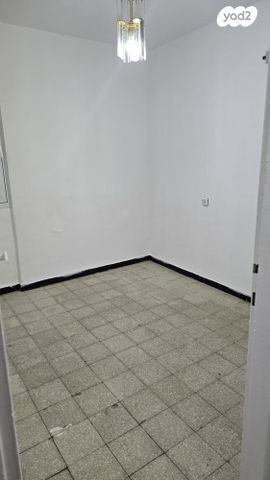 דירה, גבעת אולגה, חדרה