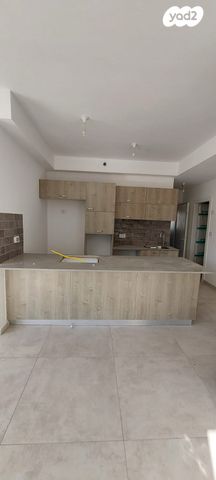 גג/ פנטהאוז, רמז, מערב ותיק, ראשון לציון