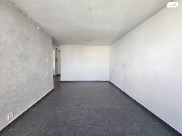 דירה, מח"ל 5, נווה ברבור, כפר שלם מערב, תל אביב יפו