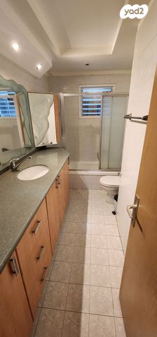 דירה, קהילת סלוניקי 6, נאות אפקה א', תל אביב יפו