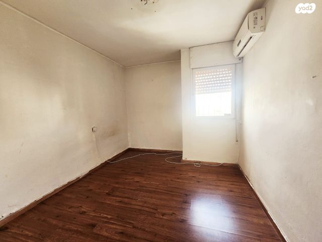 דירה, מח"ל 5, נווה ברבור, כפר שלם מערב, תל אביב יפו