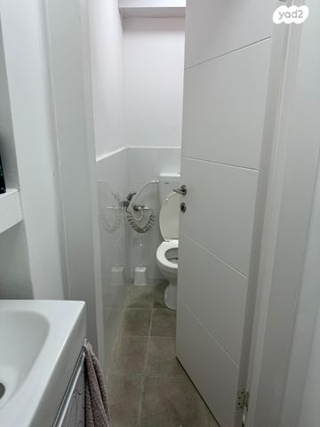 דירה, הקיבוצים, קרית חיים מזרחית, חיפה