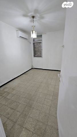 דירה, גבעת אולגה, חדרה