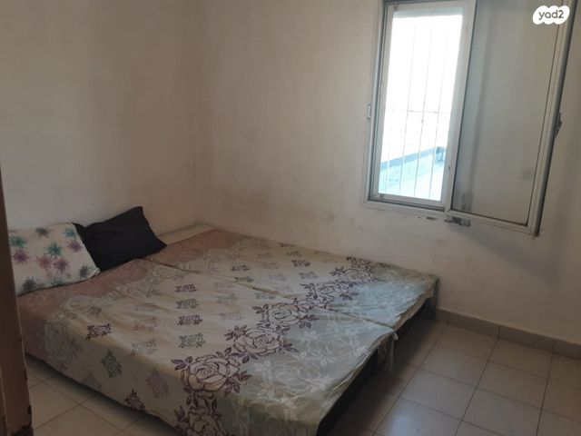 דירה, לוחמי הגטאות, דרום, צפת