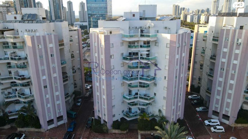 דירה, זלמן שז"ר 24, רמת פולג, נתניה