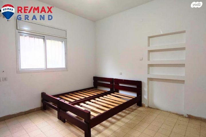 דירה, עמק הזיתים, הרצליה, חיפה