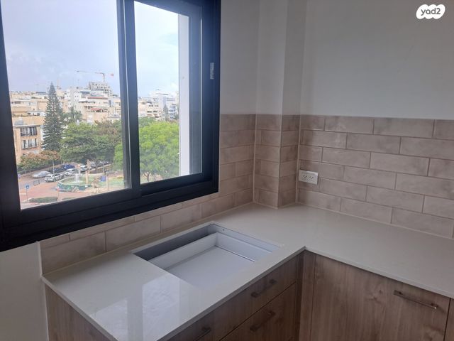 דירה, דב גרונר, עין גנים, פתח תקווה