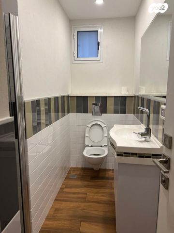 דירת גן, הרצליה