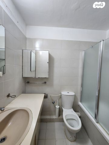 דירה, המעפילים 16, צפון מערב מרכז העיר, נתניה