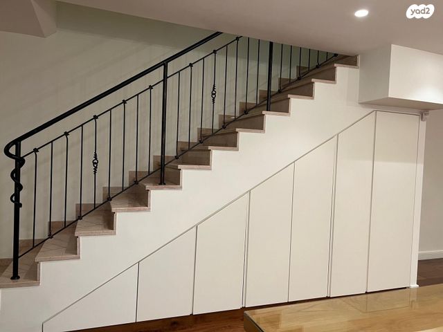 דירת גן, הרצליה