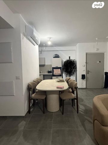 דירה, יערות הכרמל, נופי בן שמן, לוד