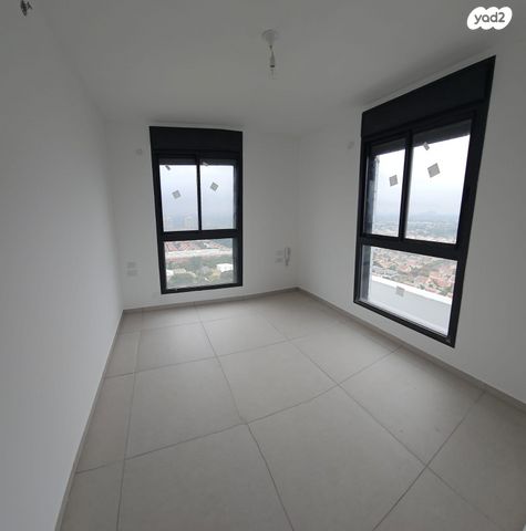 גג/ פנטהאוז, יונה וולך, גרין פארק החדשה, הוד השרון