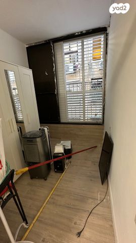 דירה, כצנלסון 84, לב העיר, בת ים