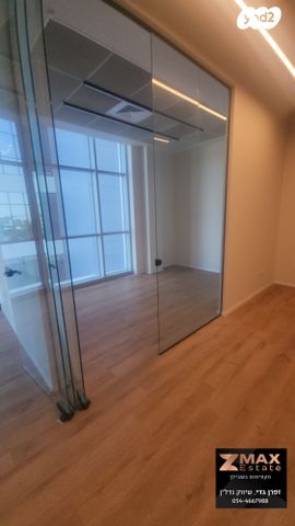 בניין משרדים, אזור תעשיה ג, חולון