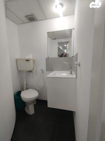 חנויות/ שטח מסחרי, המלך ג'ורג', מרכז העיר, ירושלים