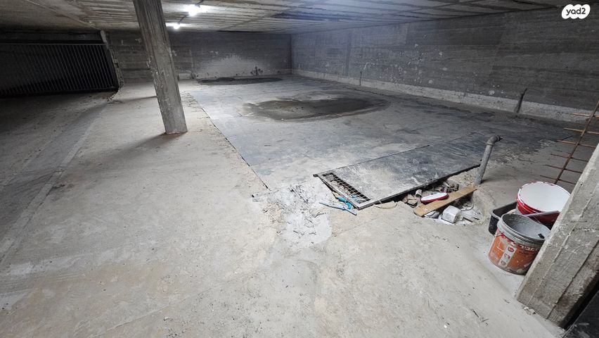 מחסנים, שדרות ח"ן, מרכז העיר דרום, נתניה