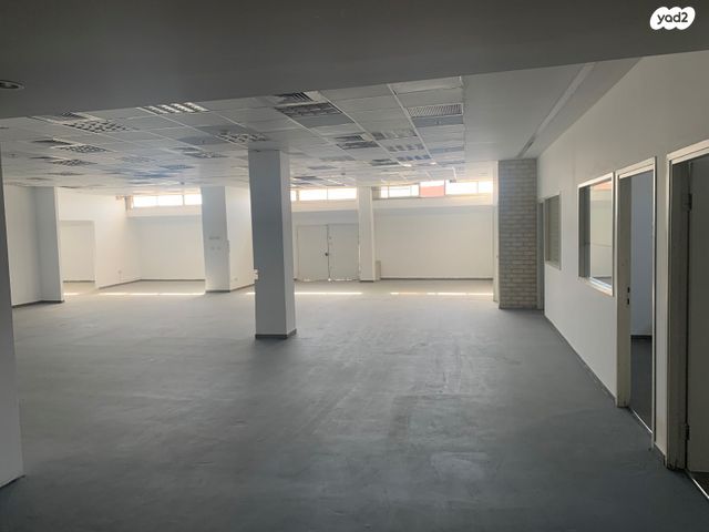 אולמות, פתח תקווה