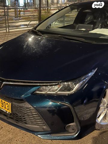 טויוטה קורולה