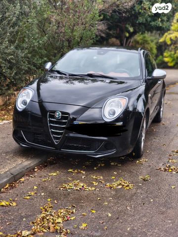 מודעת רכב אלפא רומיאו מיטו