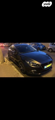 מודעת רכב מאזדה 3