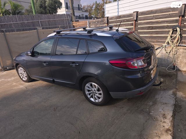 מודעת רכב רנו מגאן