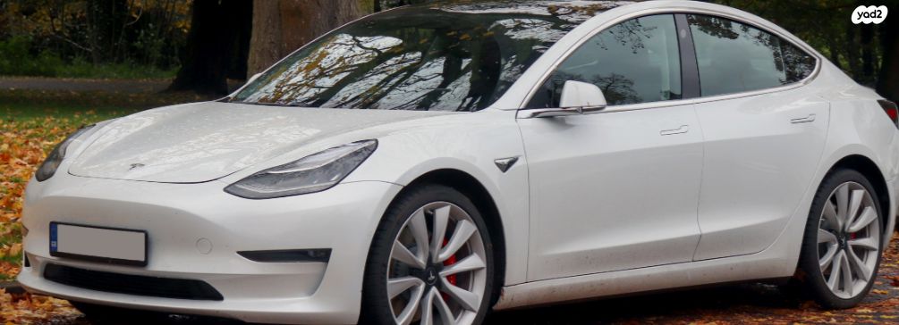 מודעת רכב טסלה מודל 3