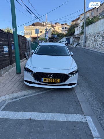 מאזדה 3