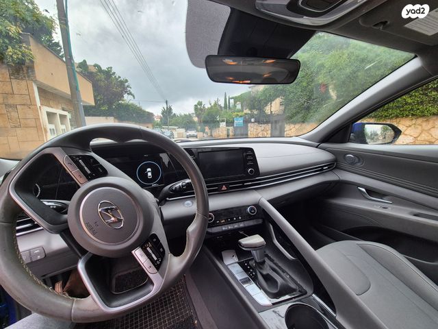 יונדאי אלנטרה