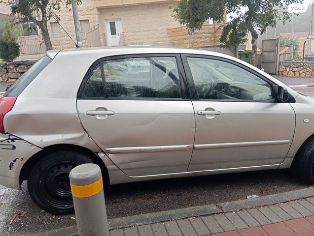 טויוטה קורולה