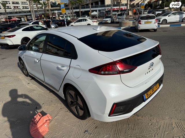 יונדאי איוניק