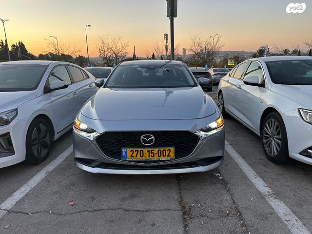 מאזדה 3