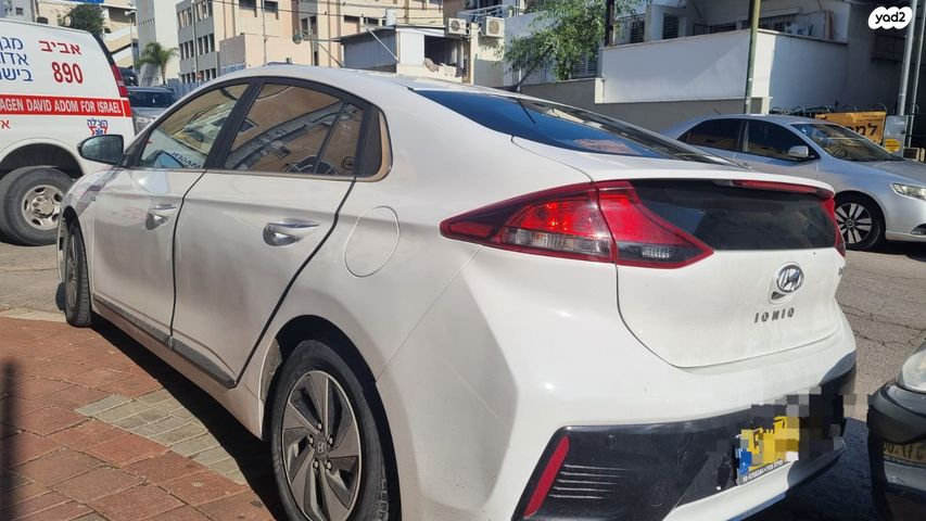 יונדאי איוניק